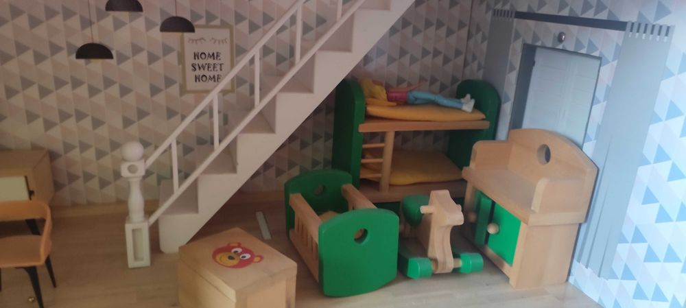 Casa de bonecas para crianças