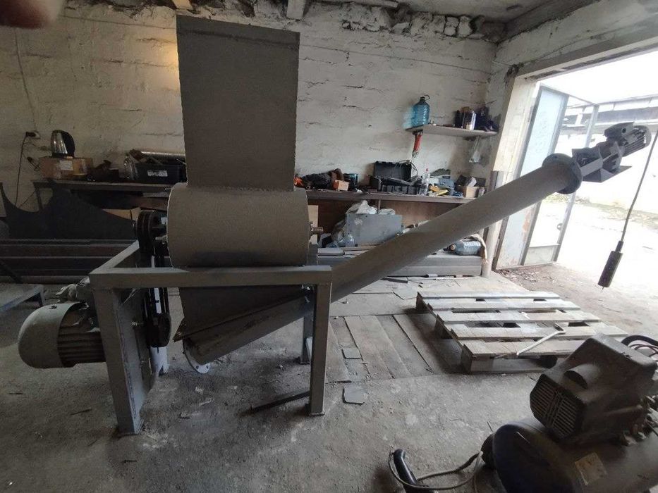 Шредера зубчасті/Дробарки молоткові, щекові, валкові. В наявності!!!