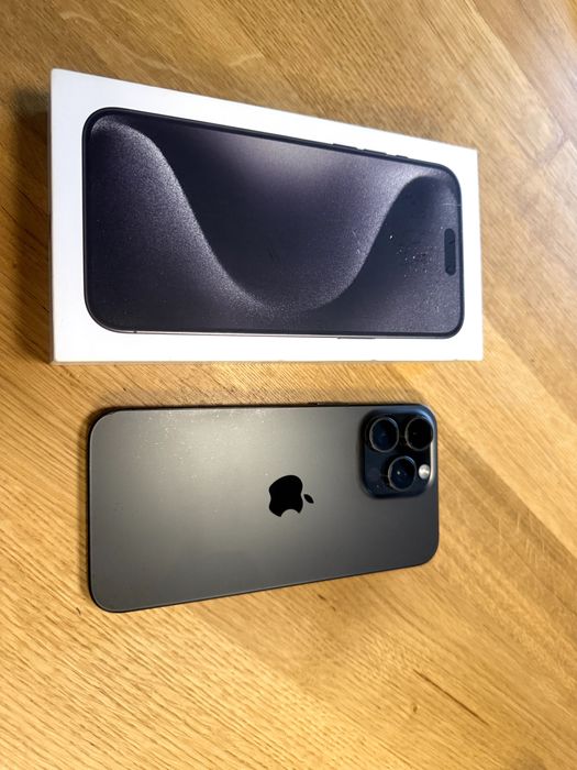 iPhone 15 Pro Max 256 gb titanium black tytan czarny