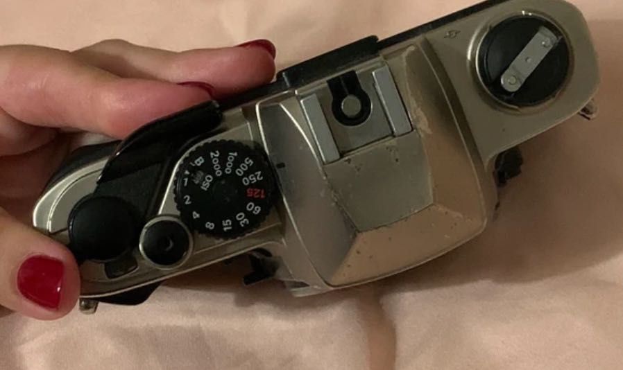 Nikon FM10 35mm Film Camera + Zoom Lens | Vintage Analog SLR