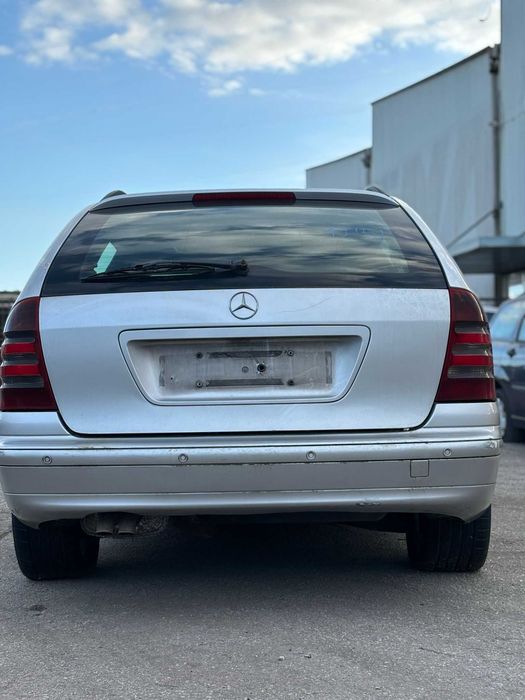 Mercedes C 220 CDI para Peças