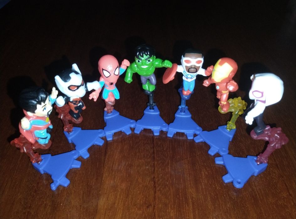 Киндер сюрприз Пасхальна серія Кіндеріно динозаври