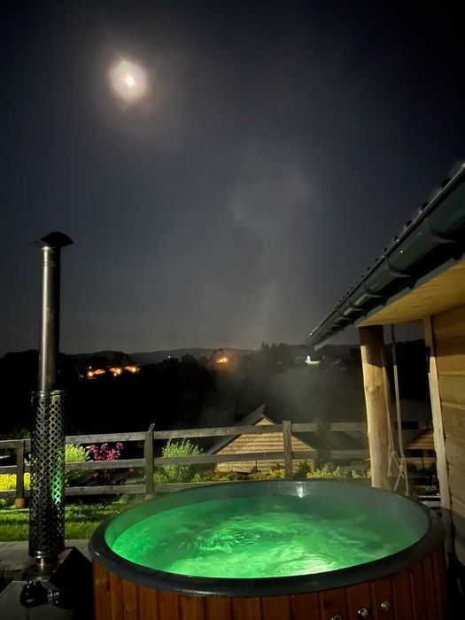 Domek jacuzzi sauna śniadania  50 m od jeziora w górach  Sauna Gorąca