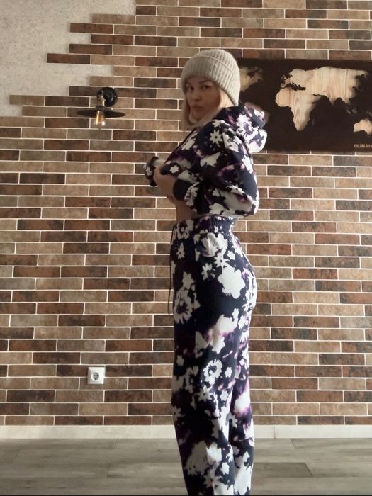 Спортивний костюм adidas