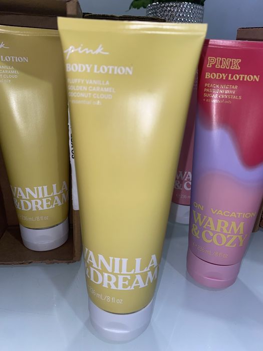 Лосьйон для тіла Victoria Secret /PINK