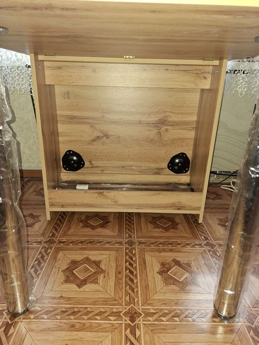 Стіл-тумба  розкладний.