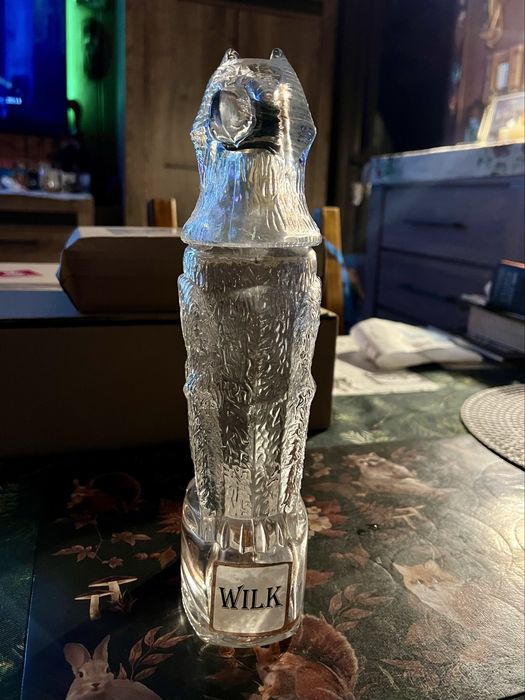 Szklana ozdobna butelka karafka w kształcie wilka 29x10 cm