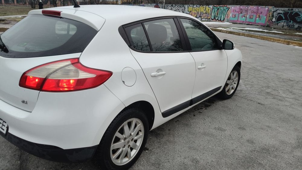 Продам Рено Меган 2010г.в.