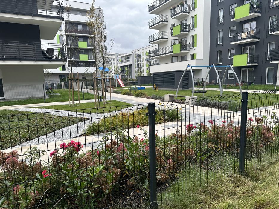 Nowy apartament z ogrodkiem /bez prowizji/garaż/ w pełni wyposażony