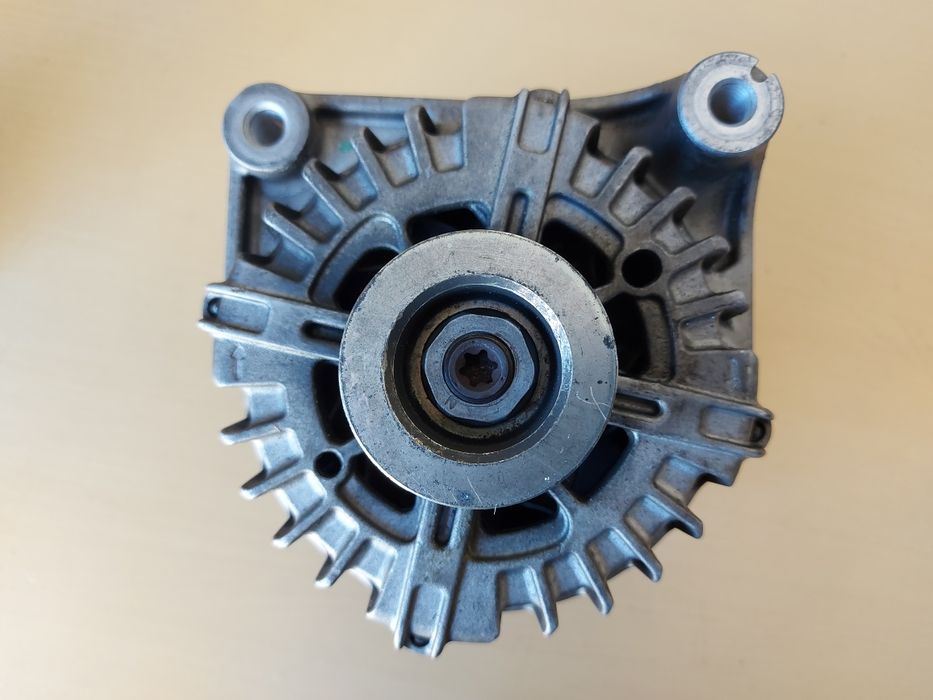 Alternador original bmw 180A