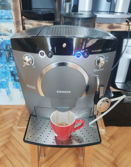 Кавомашина/кавоварка/кофемашина Siemens TK 58001/02 з Німеччини ідеал