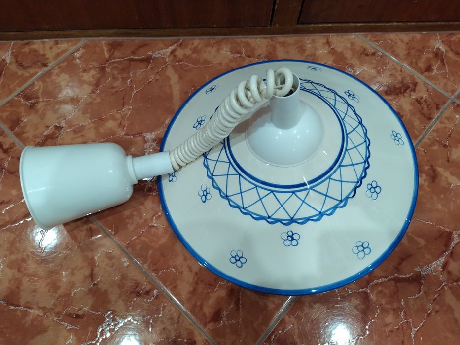 Candeeiro de teto em loiça vintage casa cozinha apartamento vivenda.