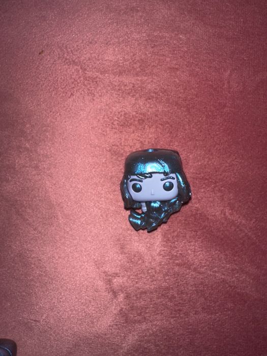 Boneco funko pop stranger things kinder ovo