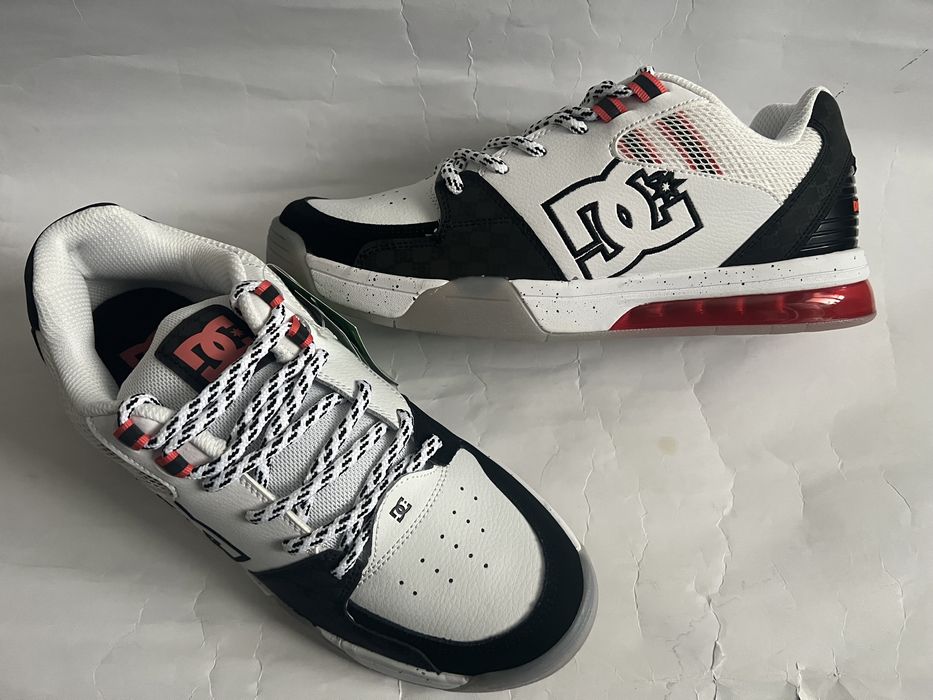 Кросівки DC shoes 42,5. 43, 44 Versatile кроссовки