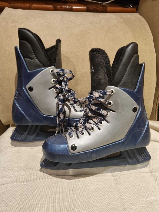 Łyżwy rozmiar 37 szaro-granatowe