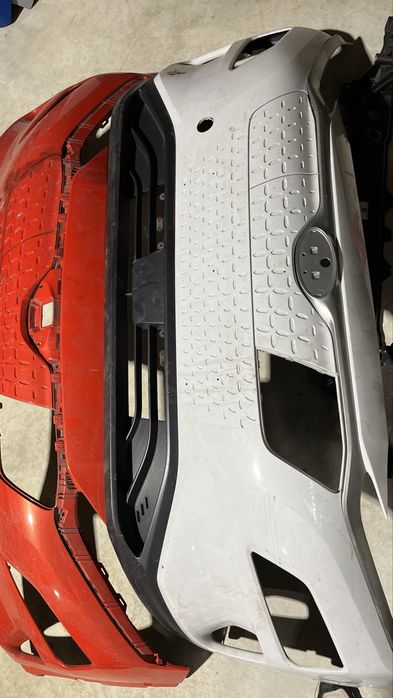 Parachoques hyundai kauai  eletrico