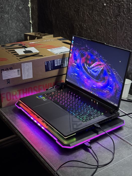 ASUS ROG STRIX G16 RTX4060 140W!|i5-13450HX|DDR5-16GB|SSD512|165Hz