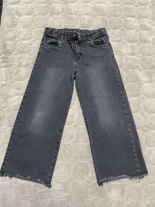 Джинсы на девочку 128 см