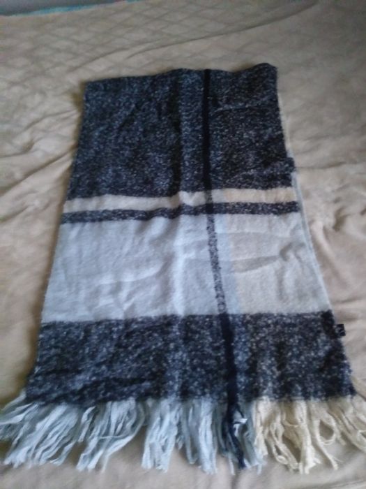 Szalik damski ciepły nowy