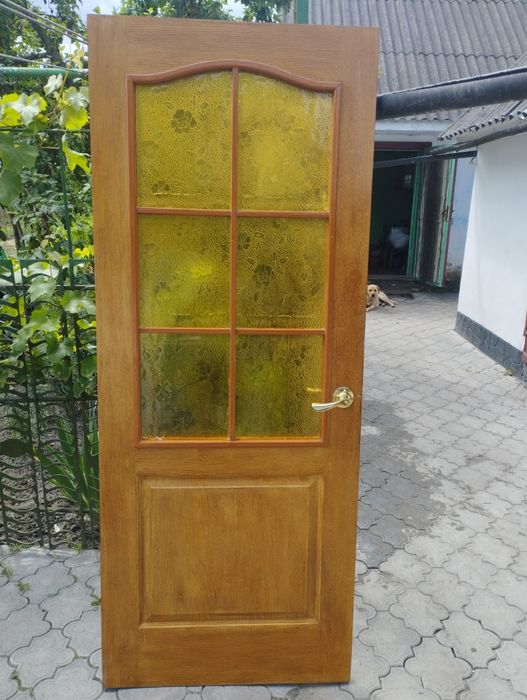 Продам двері розмір полотна 2/0.7м