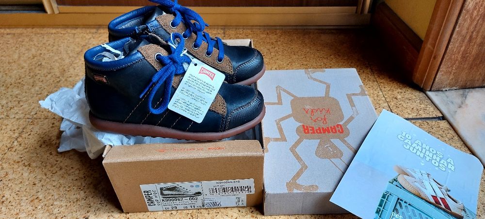 Botas Camper tamanho 29
