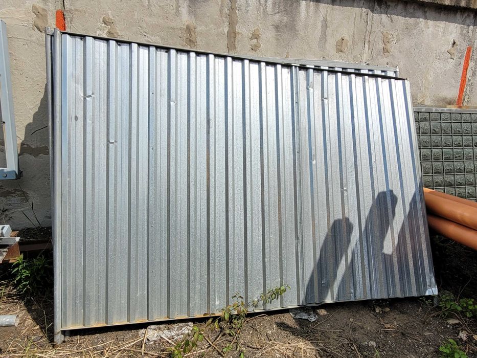 Ogrodzenie tymczasowe z blach - panel ogrodzenia pełny - używane