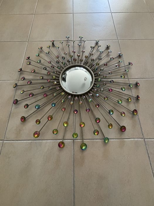 Vendo aplique decorativo de parede.