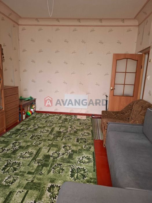 Продам 2х кімнатну квартиру з гаражем