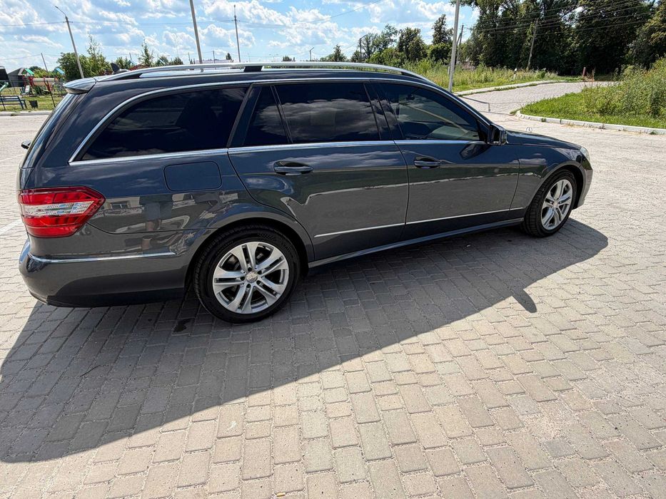 Mercedes-Benz E-Class 212