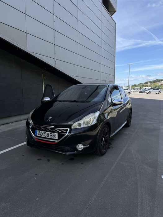 Peugeot 208 GTi