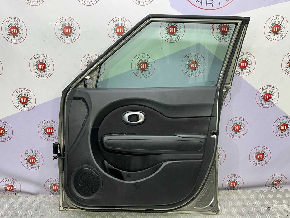 Двері передні задні ліві праві для Kia Soul 2013+