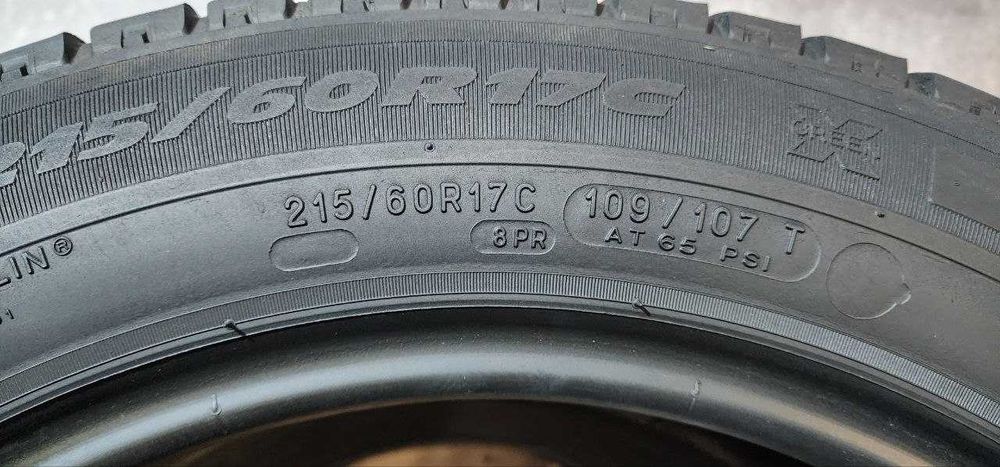 215.60.17C Michelin Agilis 4шт