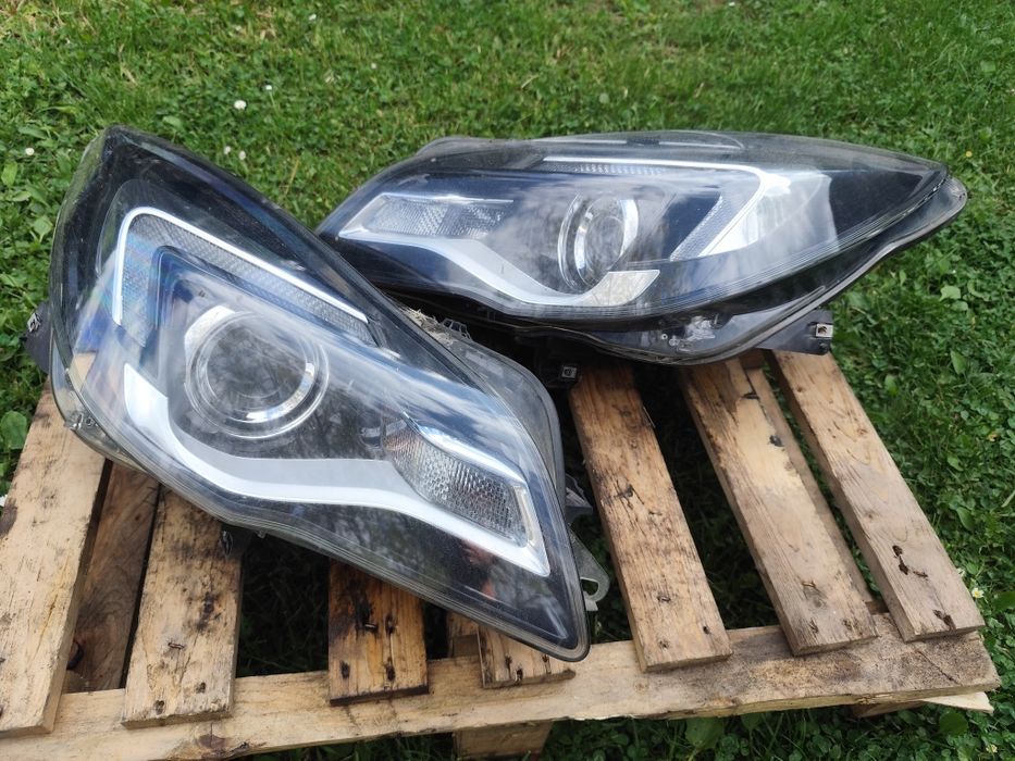 Lampa lampy reflektor  opel insignia a lift soczewka