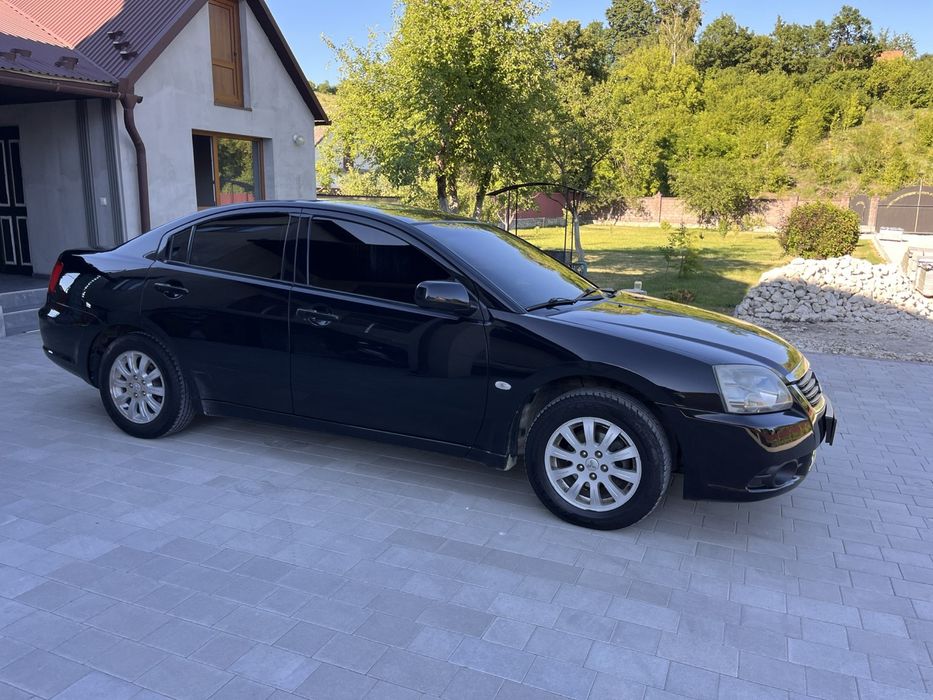 Mitsubishi Galant 2009