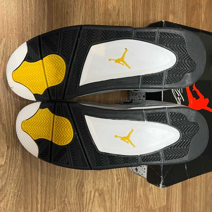 Sapatilhas Jordan 4 Tam. 45