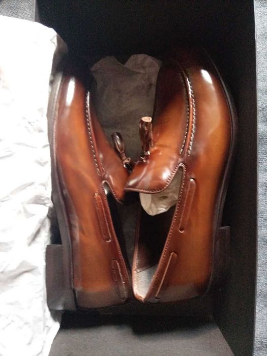 Мужские стильные туфли кожаные коричневые лакированные