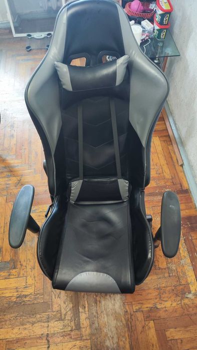 Игровое кресло продам: 700 грн. - Офісні меблі Запоріжжя на Olx