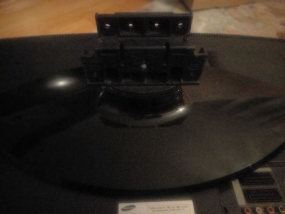 Base mais comando de Tv Samsung 80 cm