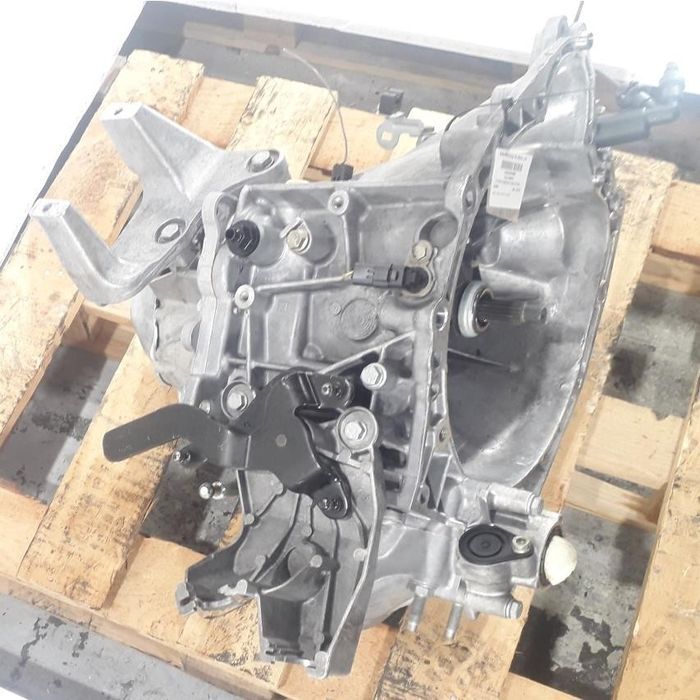 Caixa Velocidades Citroen 2.0I Refª: 20Dm66