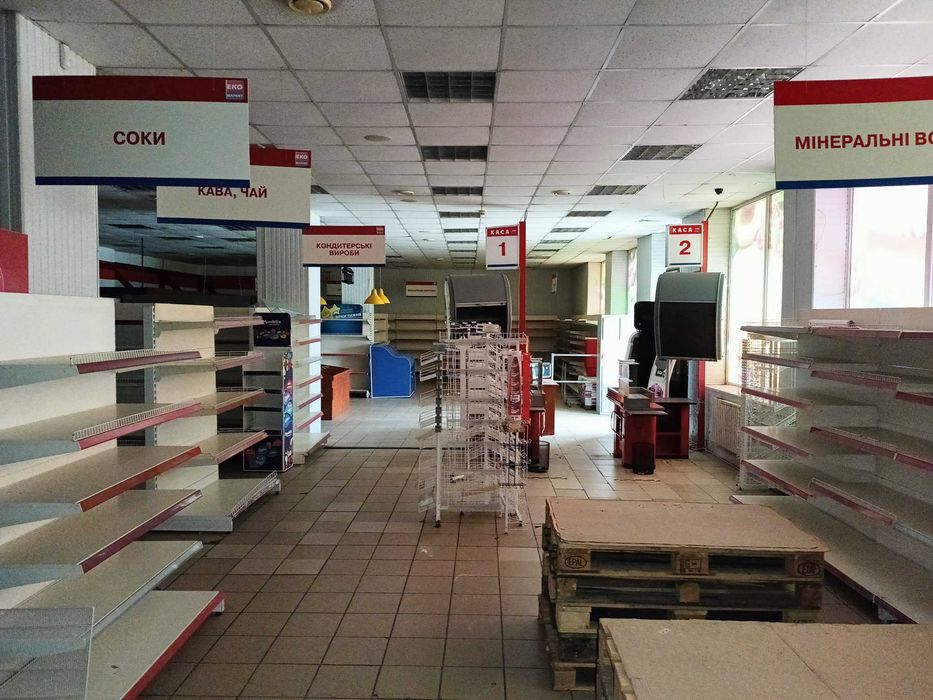 Сдам в аренду маркет с оборудованием на Таврическом площадью 600 м.кв