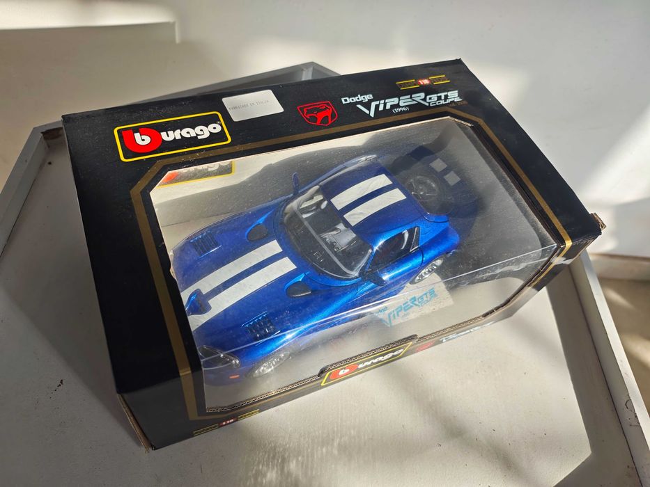 Burago 1/18 Colecção Viper GTS Coupe