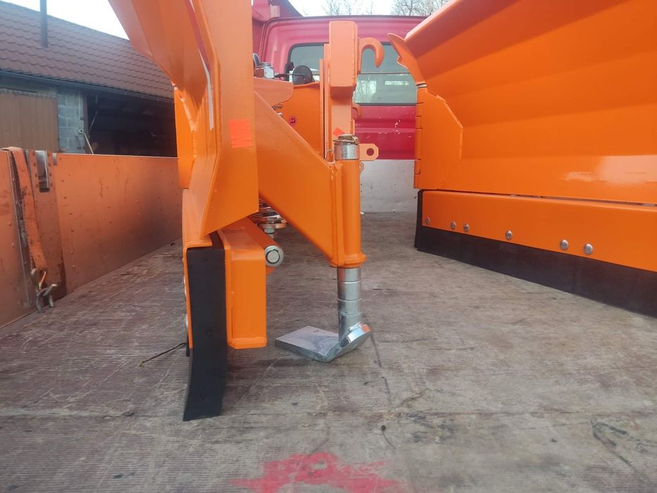 Solidny pług do śniegu hydrauliczny komunalny strzałka 3.2 m GWARANCJA