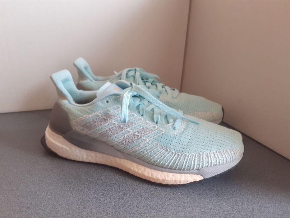 Adidas  кросівки 39,5 р.