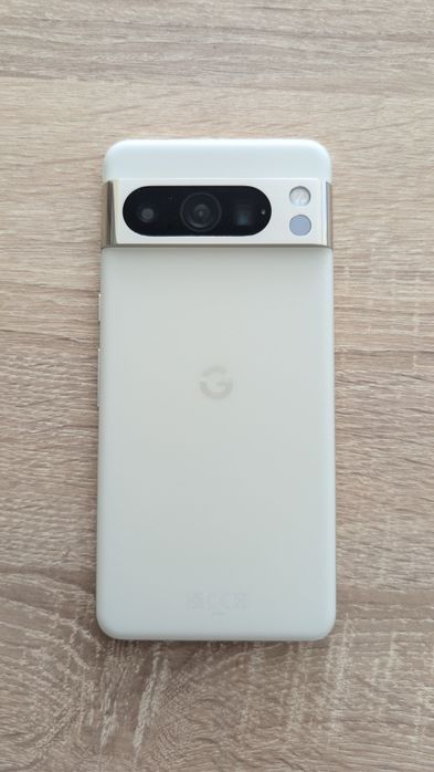 Pixel 8 pro 12/256 global