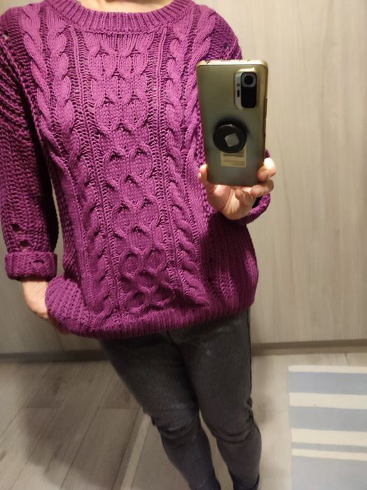 Sweter amarantowy medicine
