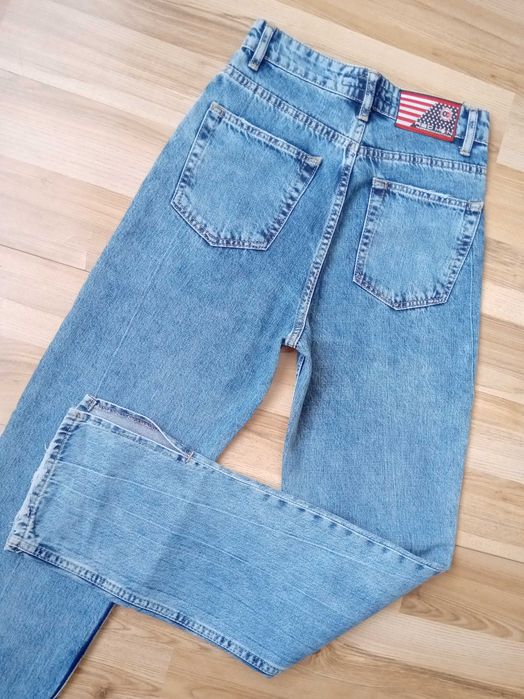 Джинси жіночі/26розмір.