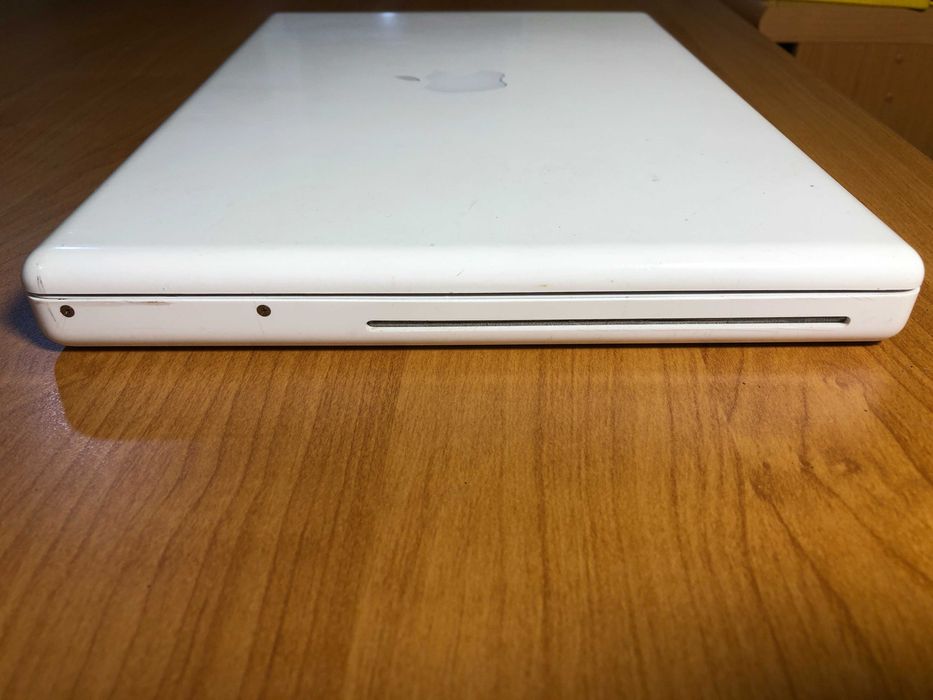 Apple Macbook 1 Gen Pierwsza Generacja 2006 Biały