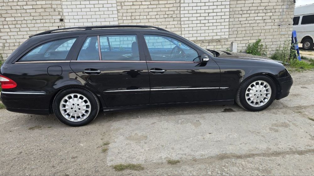 Продаю Мерседес w211