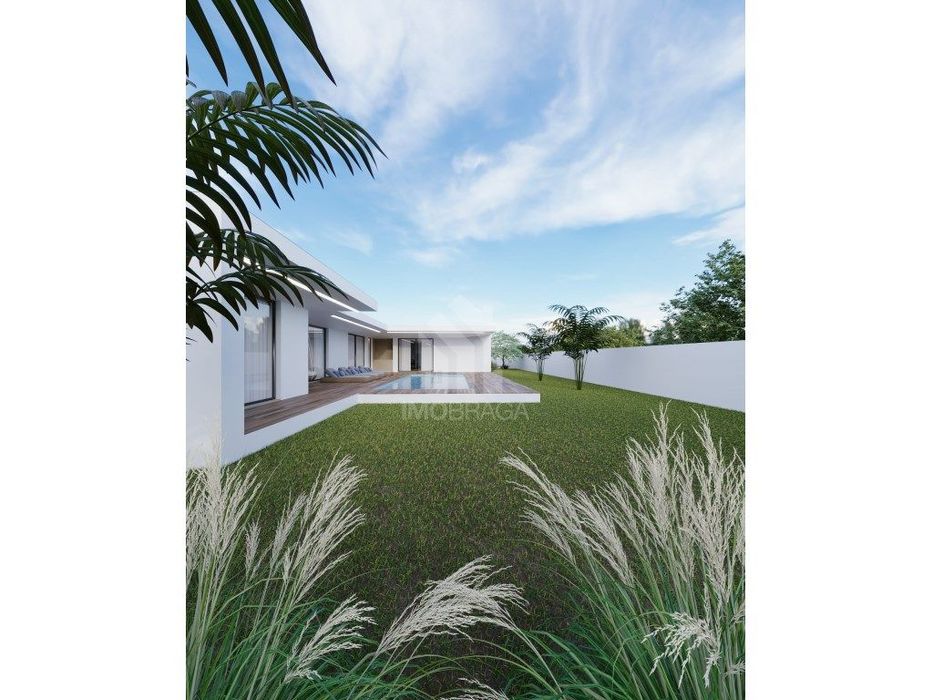 Venda Moradia Individual T3+ Escritório Térrea Nova com Piscina, em...