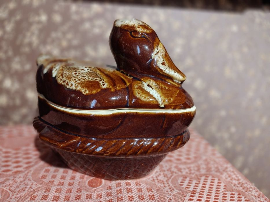 Продам утятницу.